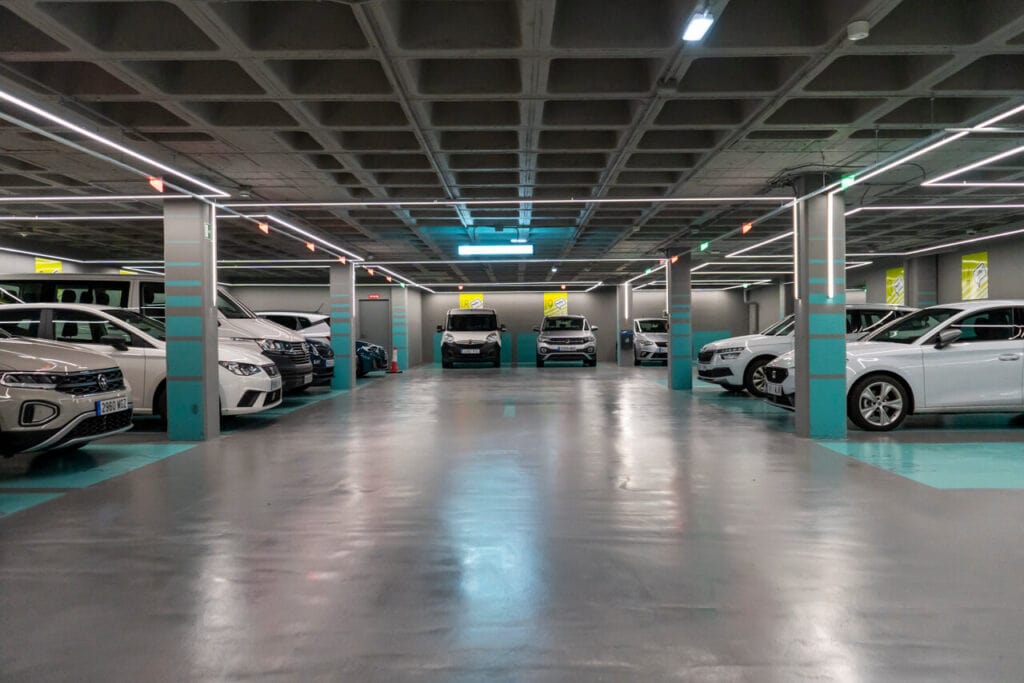 Oficina de Hello Rentacar en Oviedo Estación Tren (8/10)