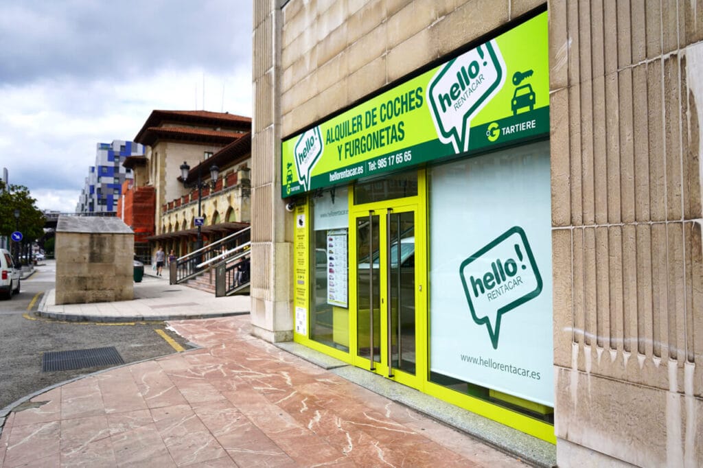Oficina de Hello Rentacar en Oviedo Estación Tren (10/10)